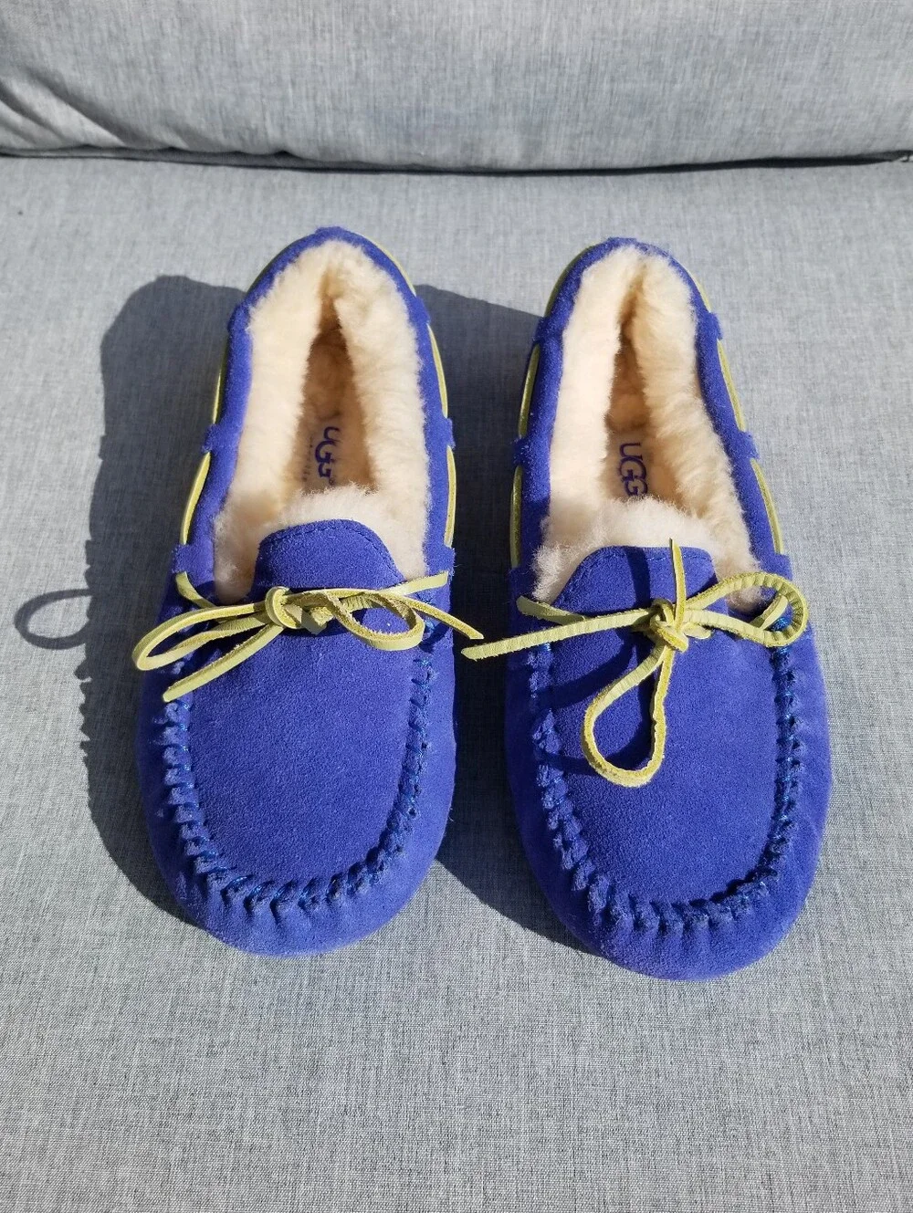 UGG Australia Dakota Blue Suede Moccasin Wool Lined Slippers Size 2